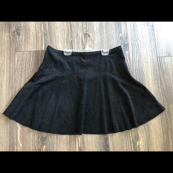 BCBG skirt - Picture 2 of 5